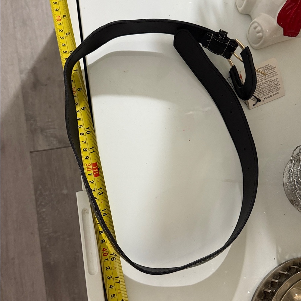 Zara Black Belt with Gold Buckle - Picture 5 of 5